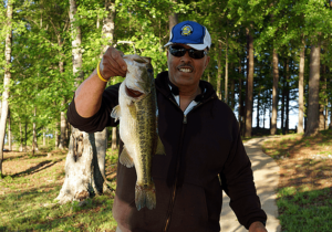 Apr23_Winner_big_fish_day_Darrell_Anders